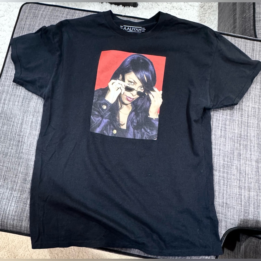 Aaliyah Graphic T-Shirt with Red and Black Design
